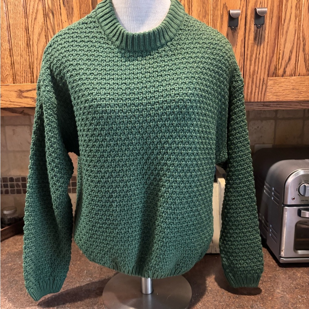 🌵Universal Thread Forest Green Knit Sweater